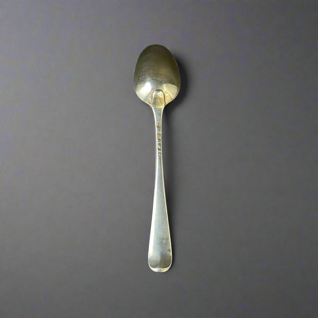 Georgian silver table spoon made in London 1771 by William Collins