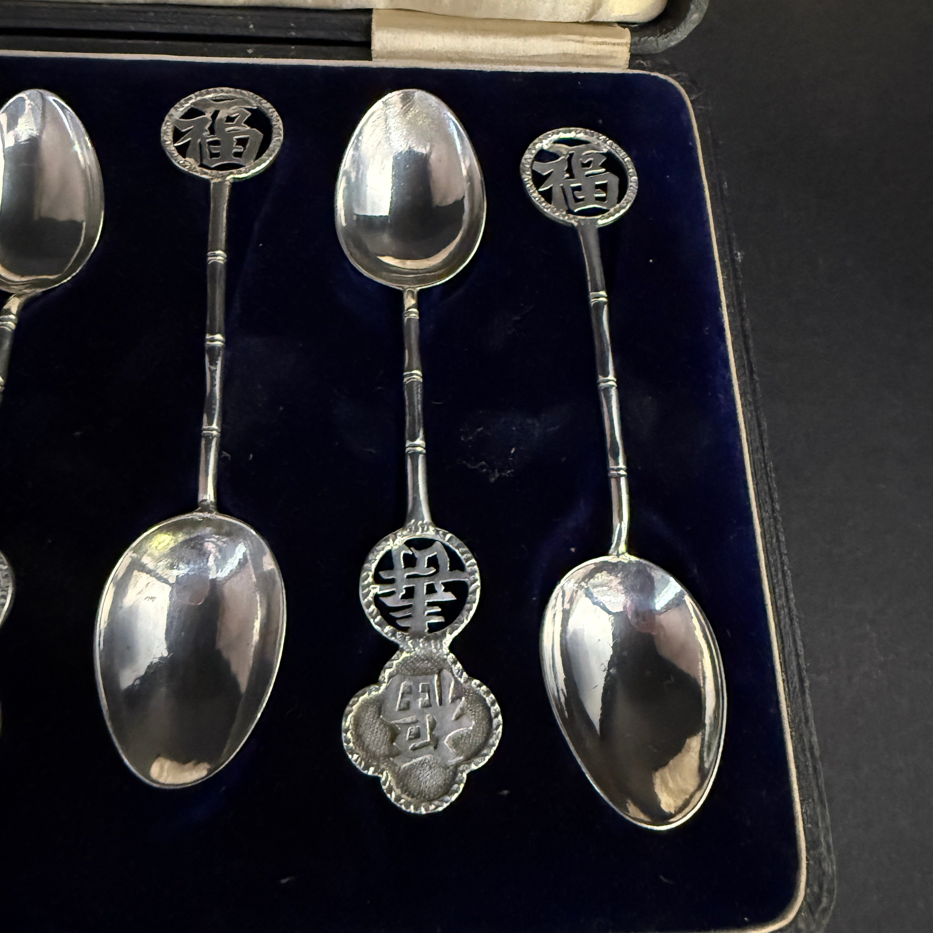 Boxed set of 6 Chinese silver teaspoons made by Wang Hing in Canton circa 1900