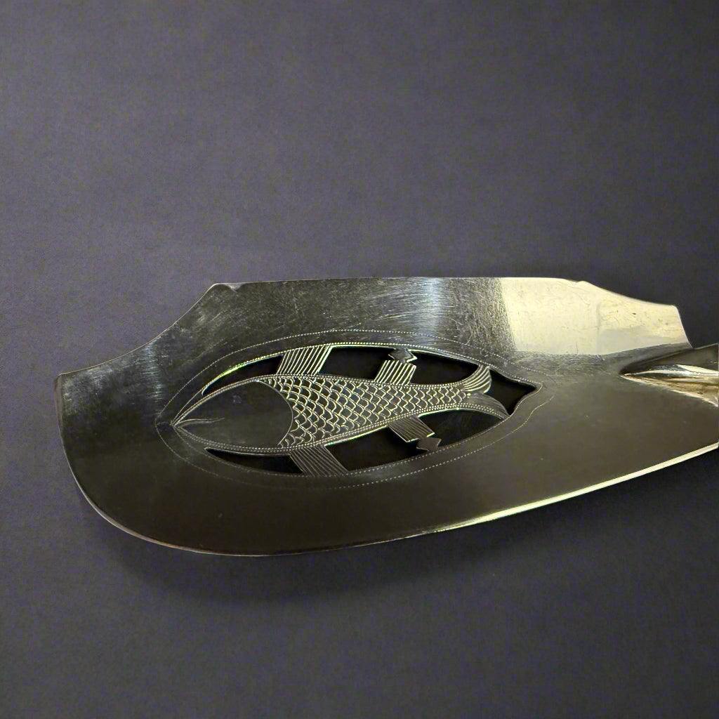 Silver fish server with an outline of a salmon in the main body made in Exeter 1815 by William Walch II 