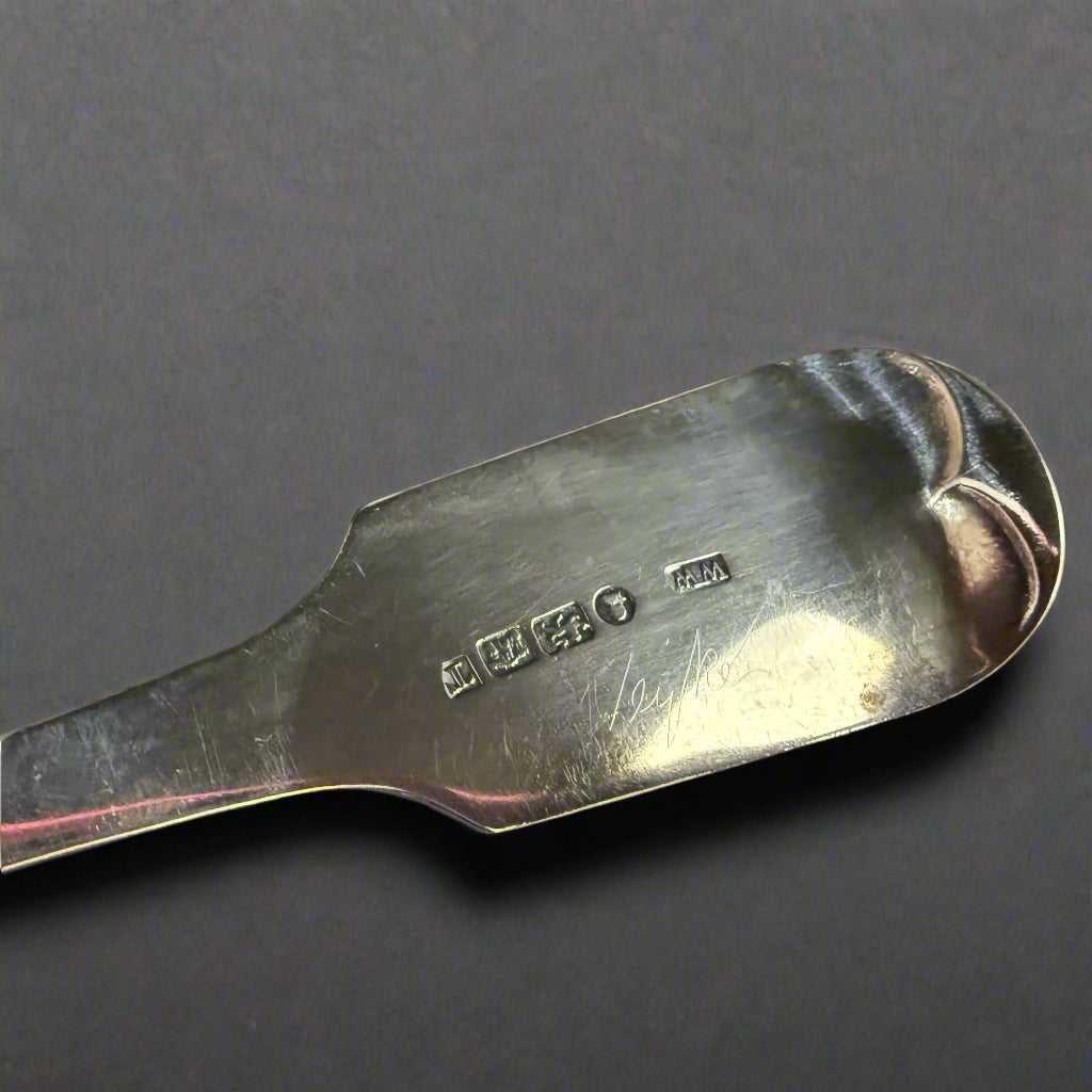 Silver fish server with an outline of a salmon in the main body made in Exeter 1815 by William Walch II 