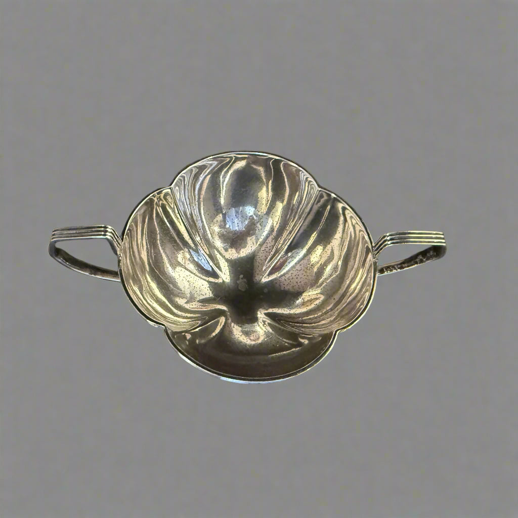 Two-handled petal shaped silver sugar basket made in Sheffield 1909 by Walker and Hall 