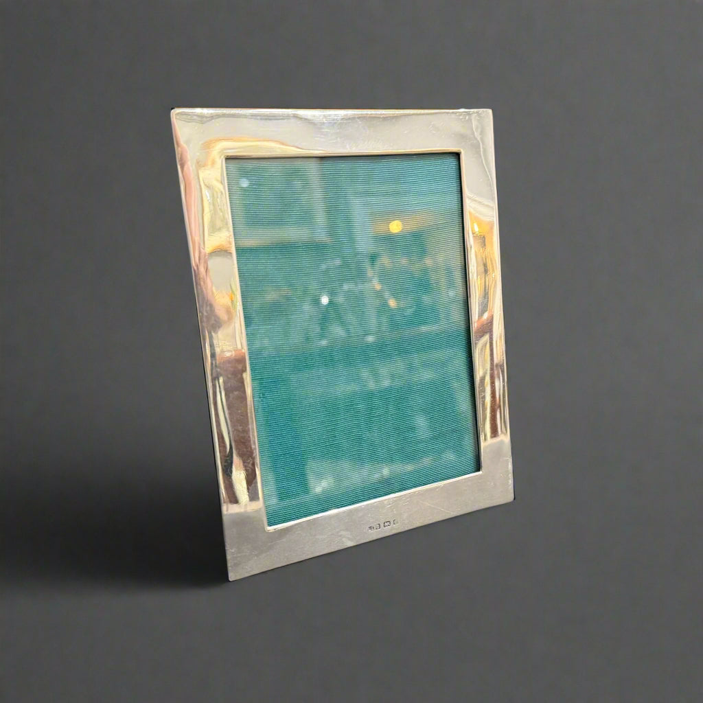 5x4" plain silver frame made in Bimringham 1904 by Lawrence Emanuel