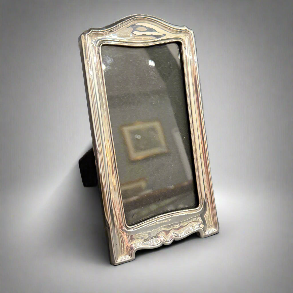 5x2.75" Art Nouveau silver frame made in Birmingham 1919 by Walker and Hall