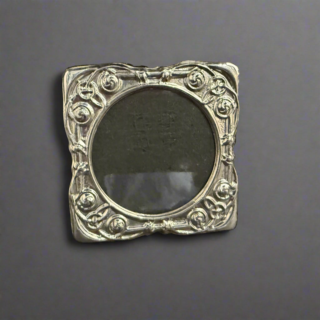 2x2" Modern silver frame