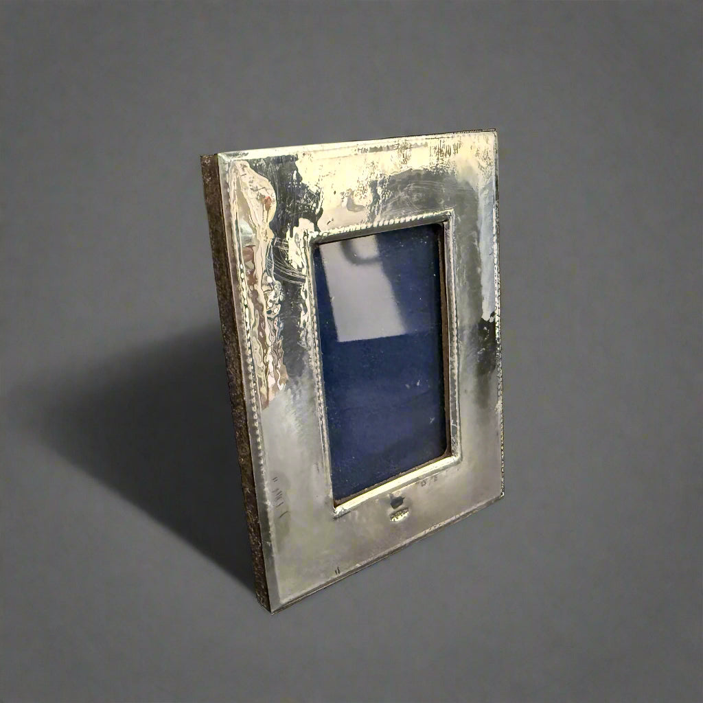 3x2" Modern silver frame with wide border