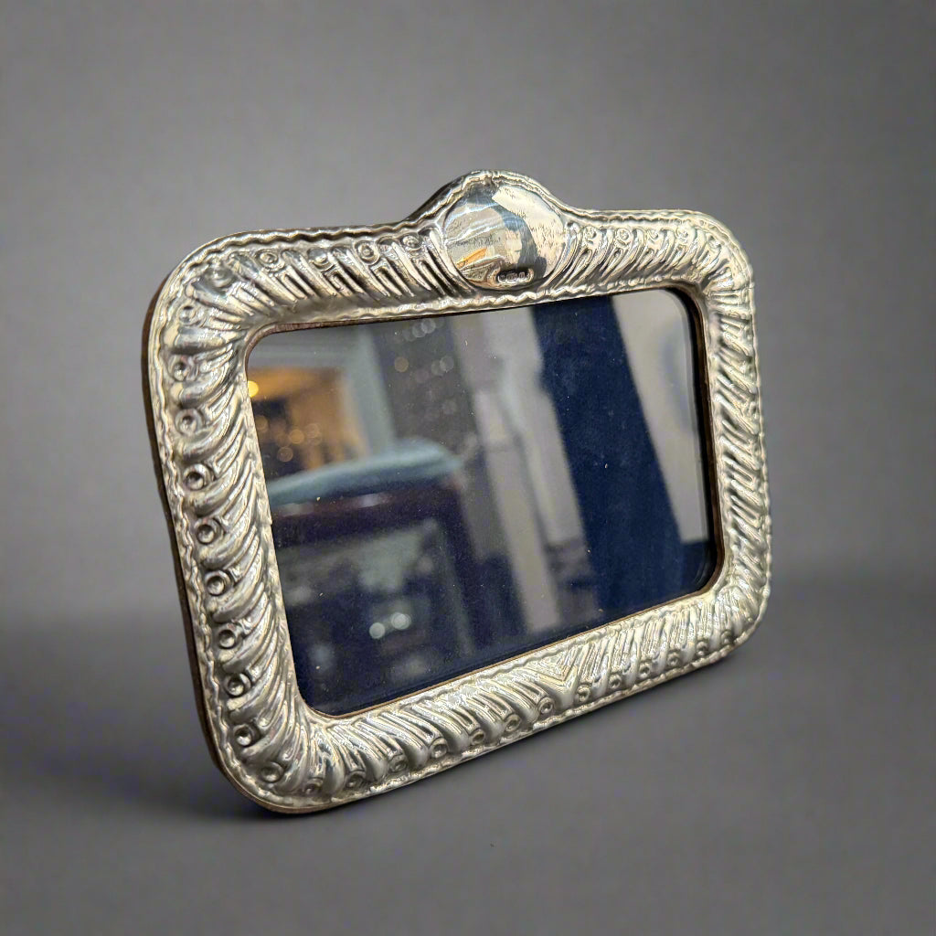 3x5" Modern silver frame in landscape format