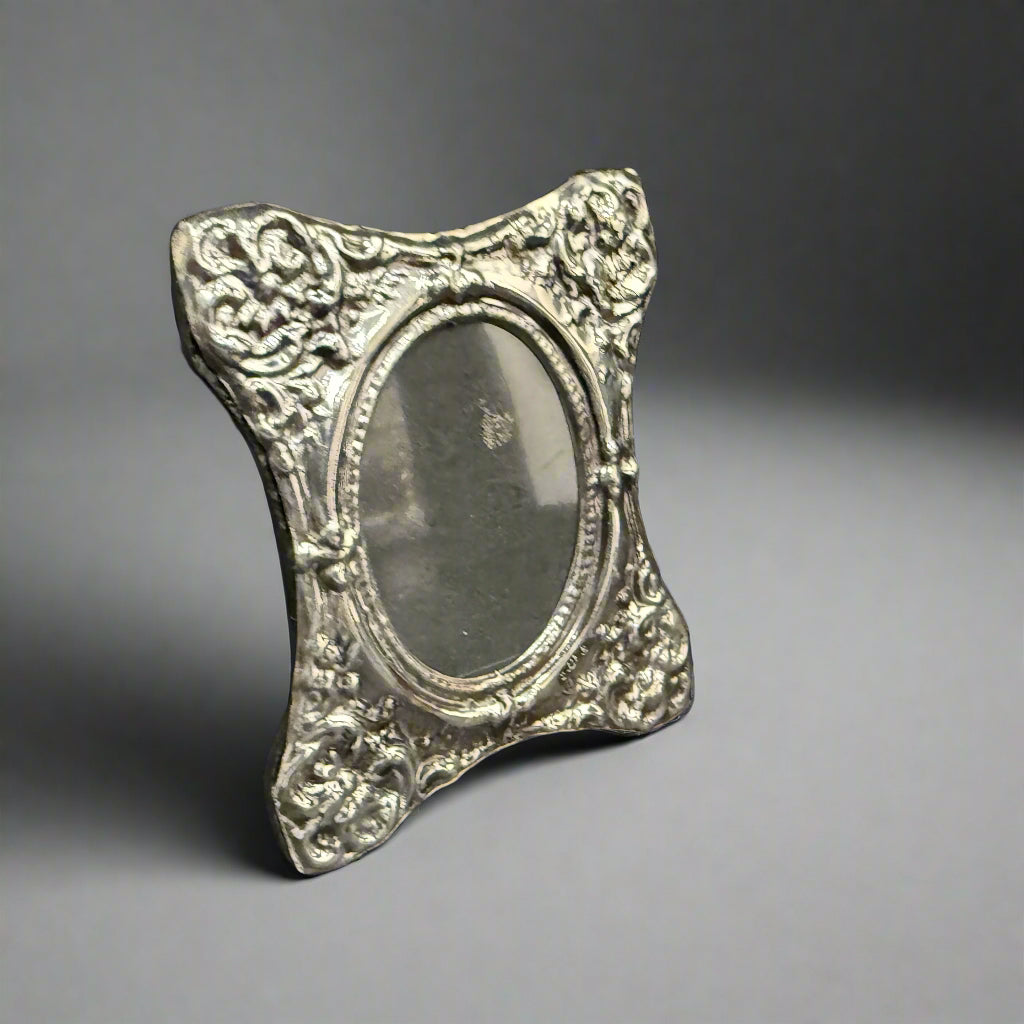 1.5 x 2" Modern silver frame with floral border