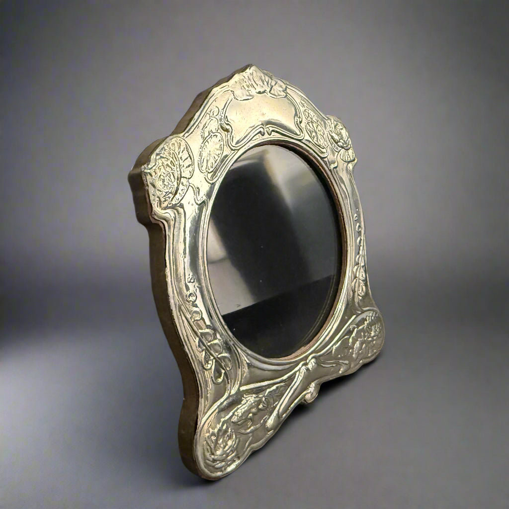 4x4" Art Nouveau style modern silver frame