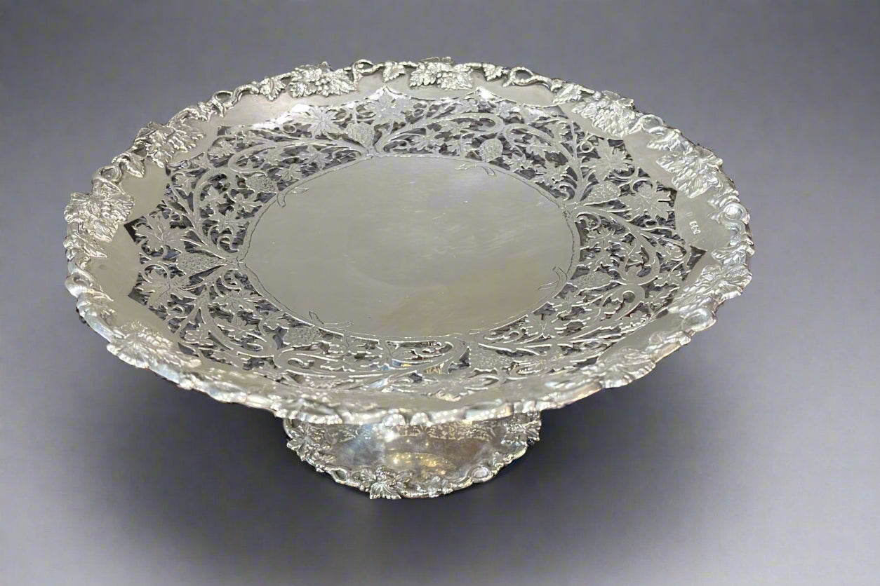 Pierced silver table centrepiece Sheffield 1898 by Stevenson and Law