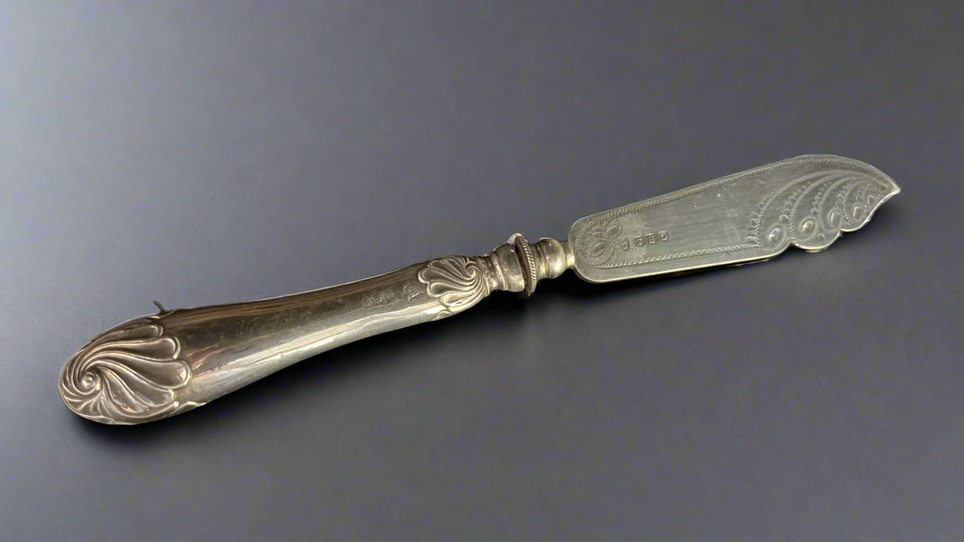 Silver butter knife made in Sheffield 1903