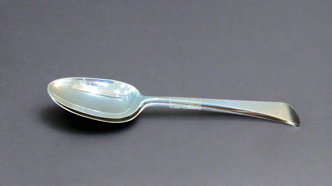 Pair of georgian silver spoons Elizabeth Tookey