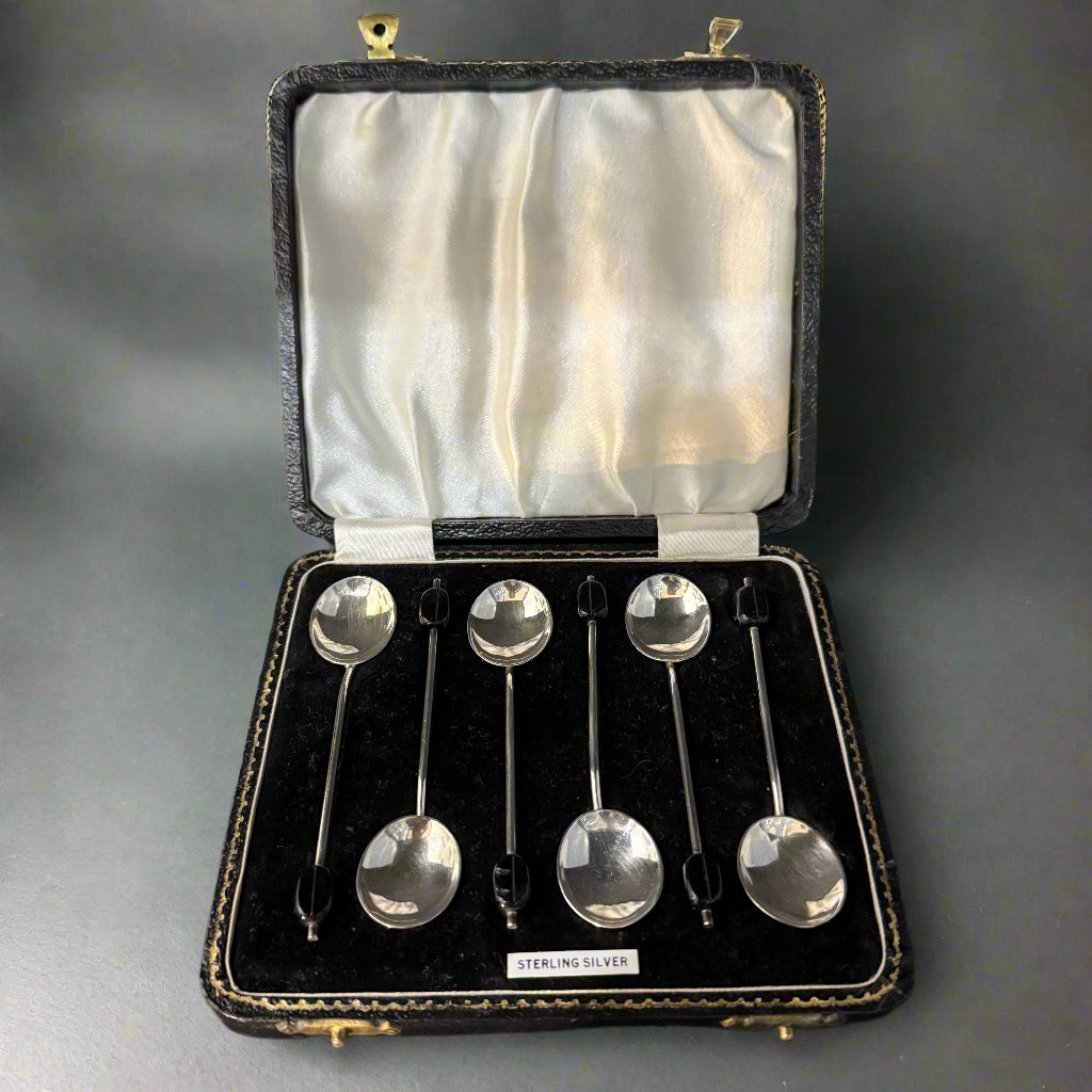 Box set of silver coffee bean spoons made in Birmingham 1960 by Arthur Price