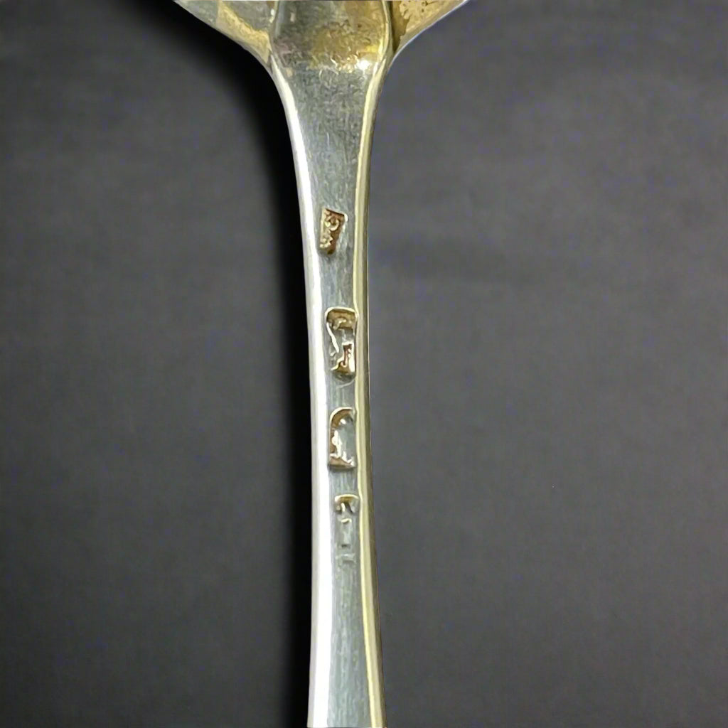 Georgian silver table spoon made in London 1771 by William Collins