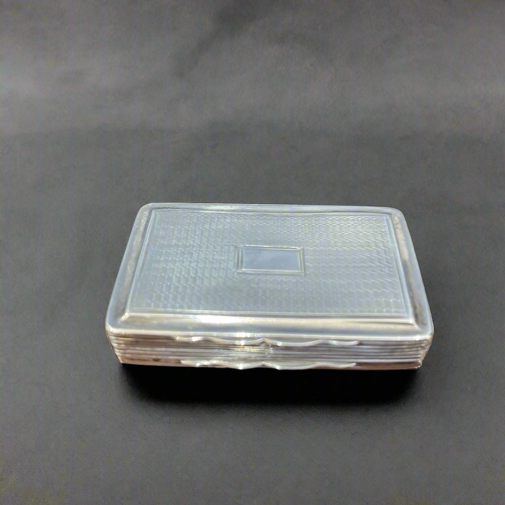 Silver rectangular pill box with machine turned lid made in Birmingham 1826 by John Bettridge